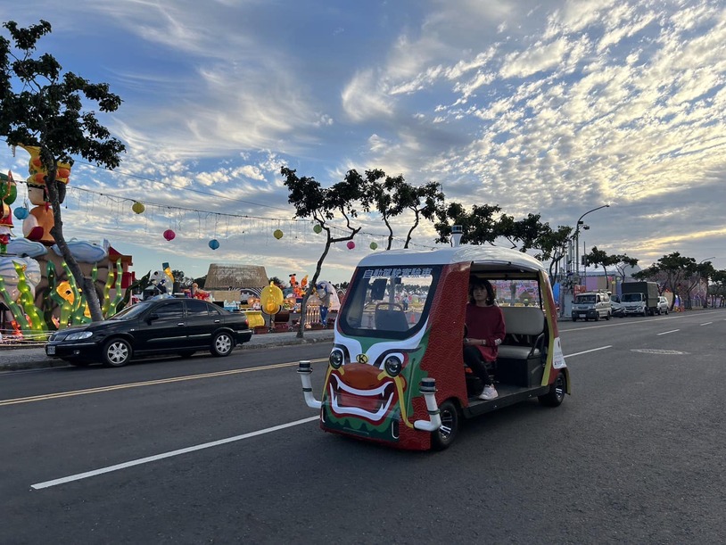 自動駕駛實驗車照片